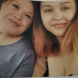 Meet your Posher, Connie